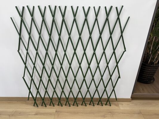 Enhance Your Garden Privacy with Natural Plastic Coated Expanding Bamboo Pole Fence Rolls